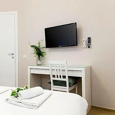 Casetta Bed & Breakfast 4*